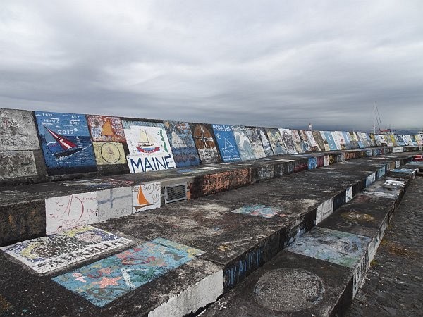 Sailor's harbour wall paintings at Horta (Faial island)